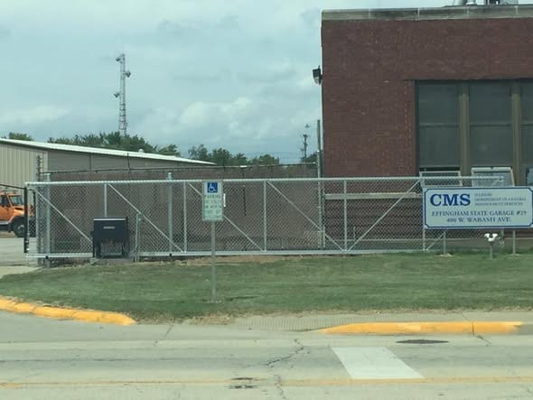 Chain-link cantilever security gate at the CMS Effingham State Garage